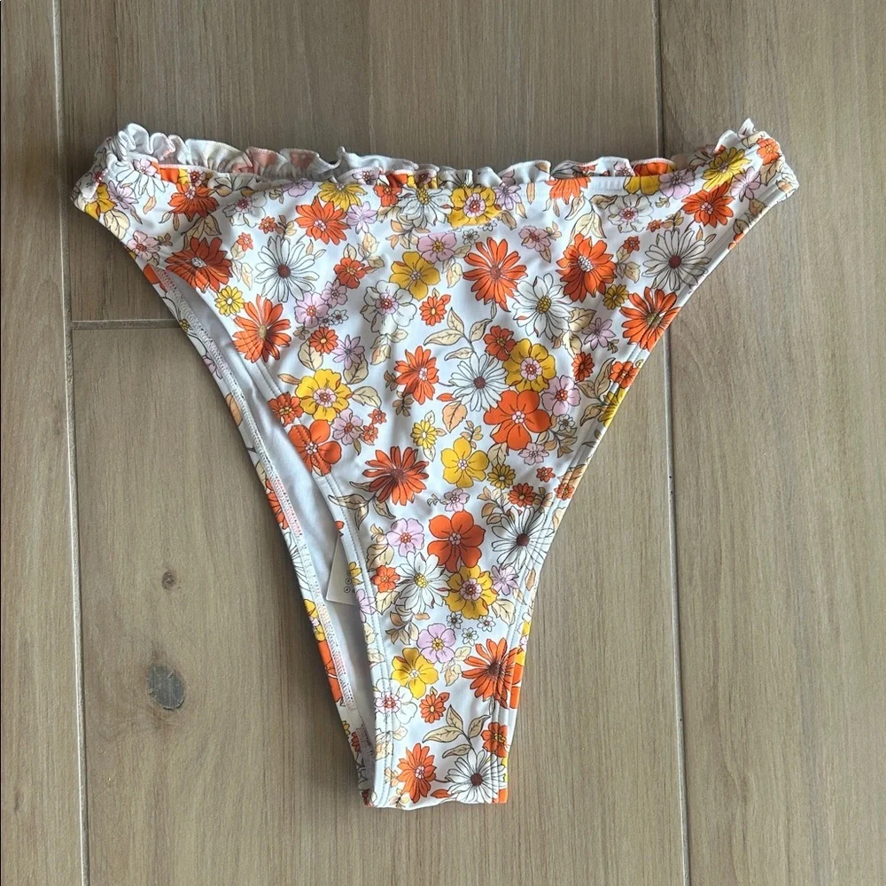 Cupshe White Floral High-Waist Bikini Bottoms with Orange & Yellow Flowers